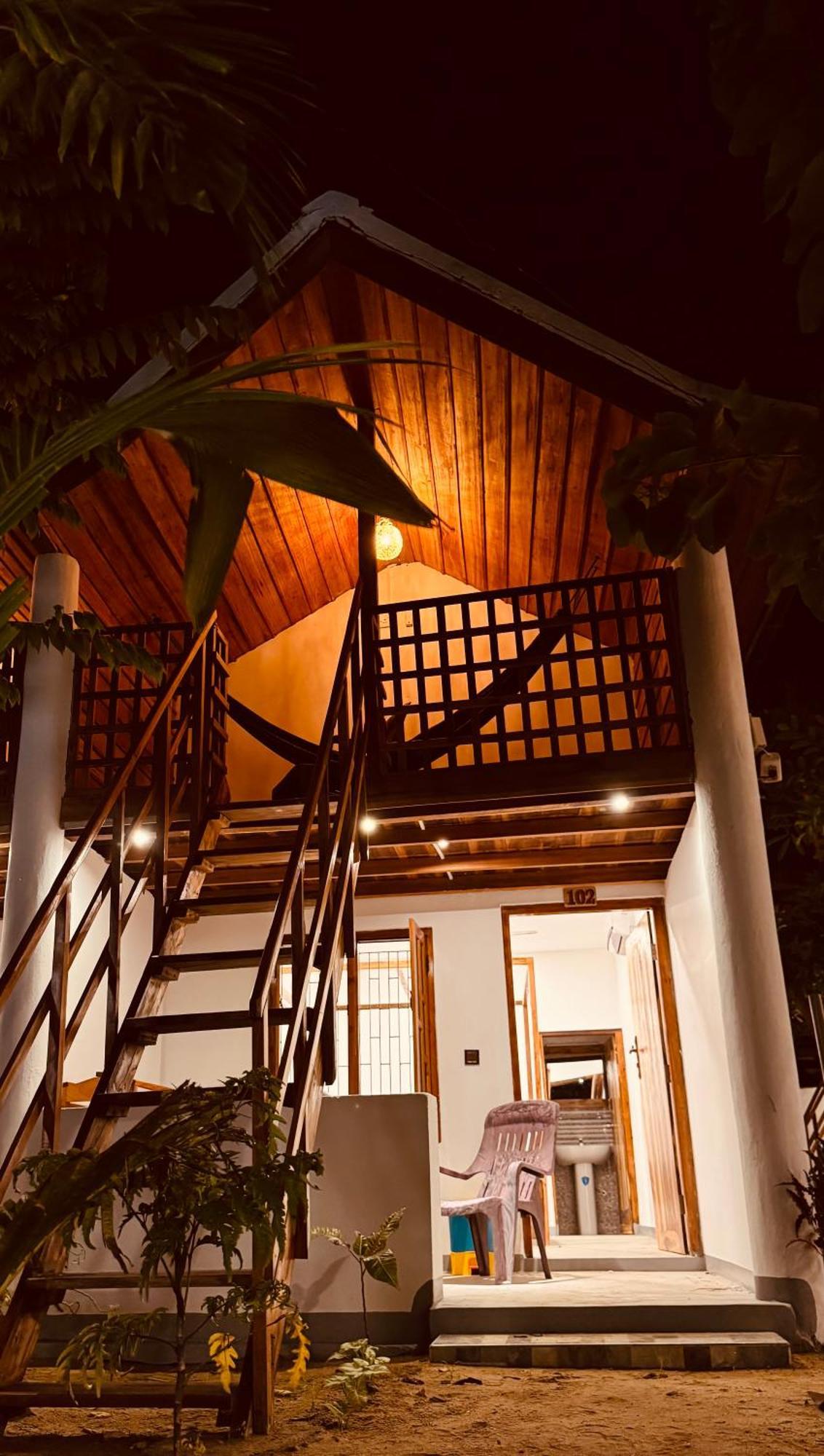 Beach Wave Hotel Baía de Arugam Exterior foto