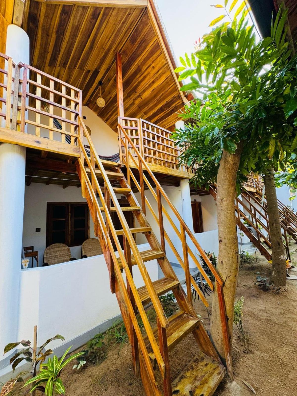 Beach Wave Hotel Baía de Arugam Exterior foto